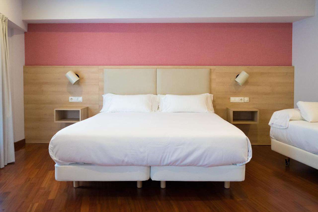 Hotel Parking Miradoiro De Belvis Santiago de Compostela Exterior photo