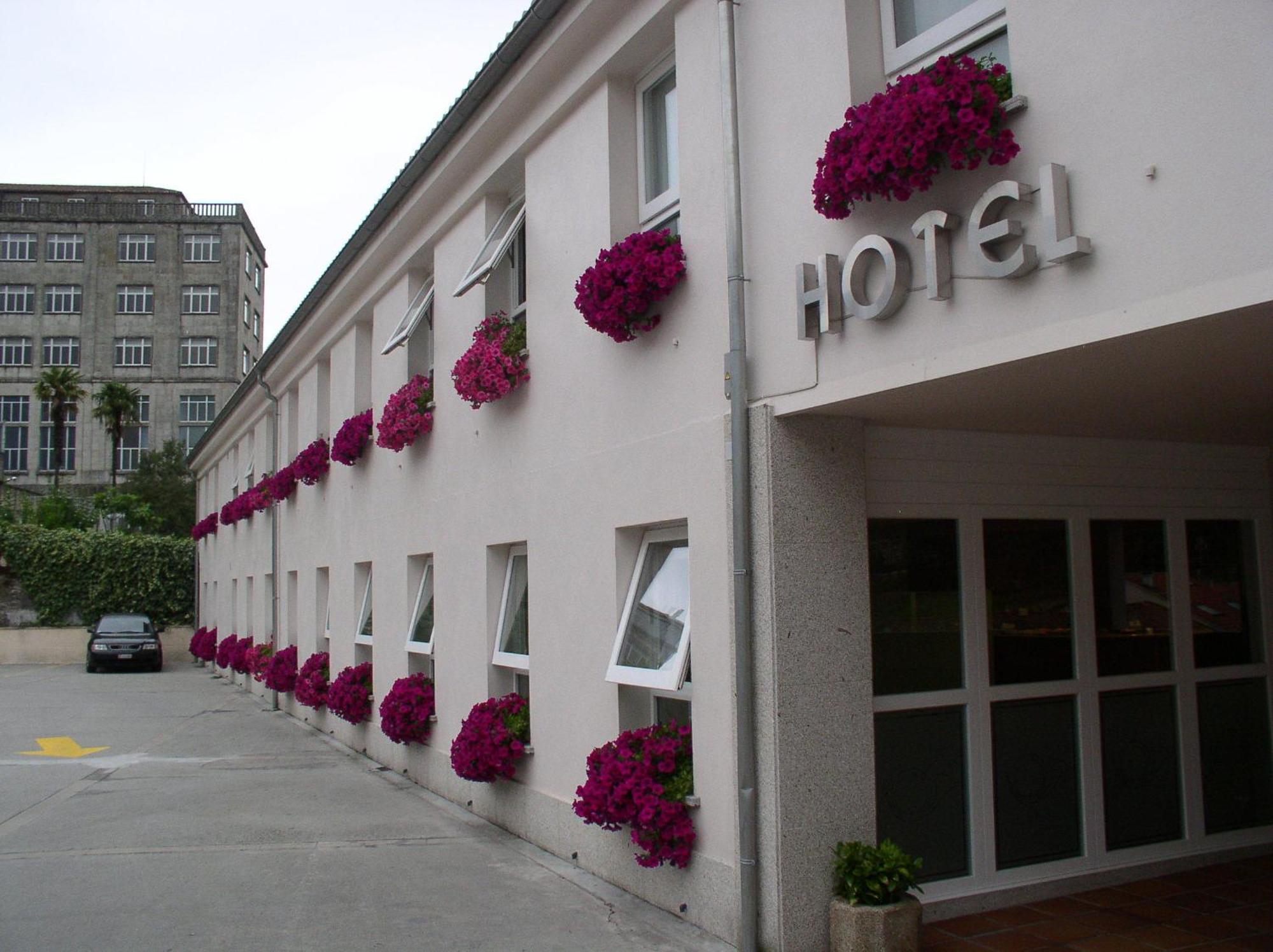 Hotel Parking Miradoiro De Belvis Santiago de Compostela Exterior photo