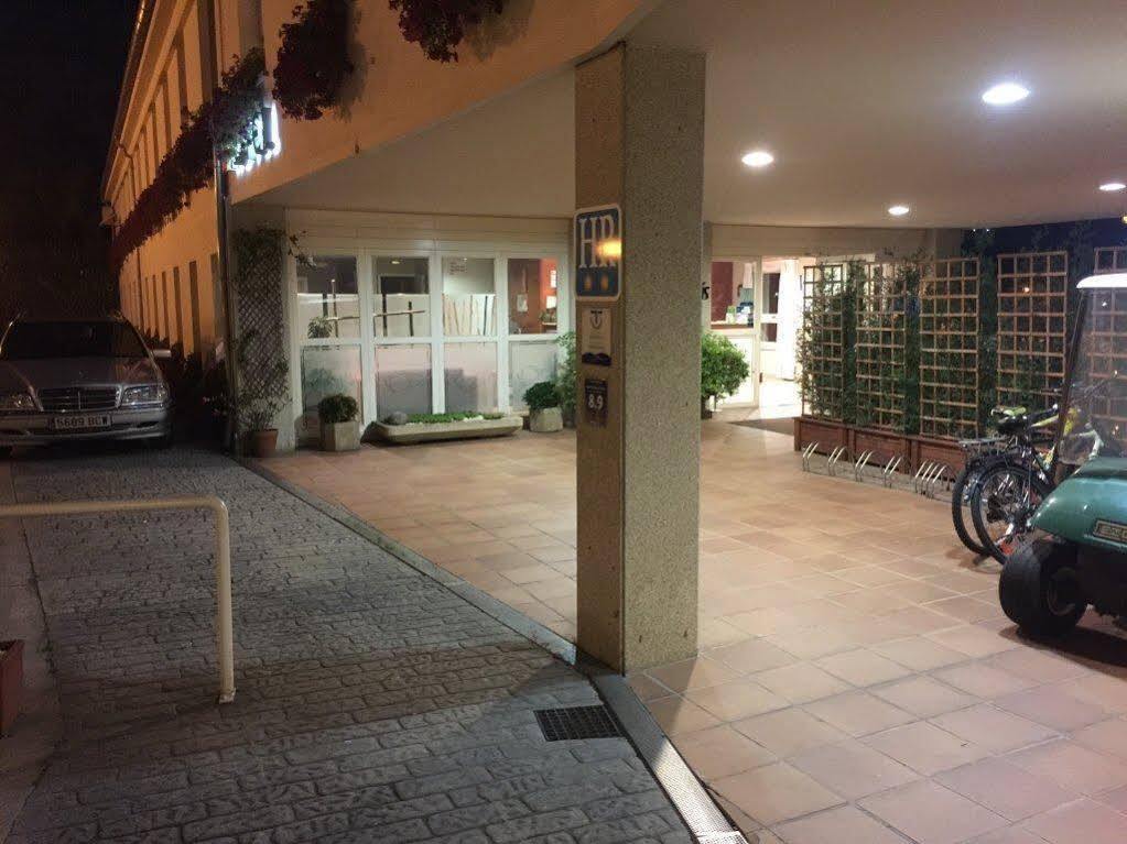 Hotel Parking Miradoiro De Belvis Santiago de Compostela Exterior photo